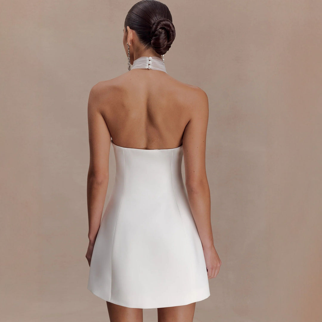 Damer Elegant Minikjole med chiffon-halsdetalj og tettsittende snitt Skjora