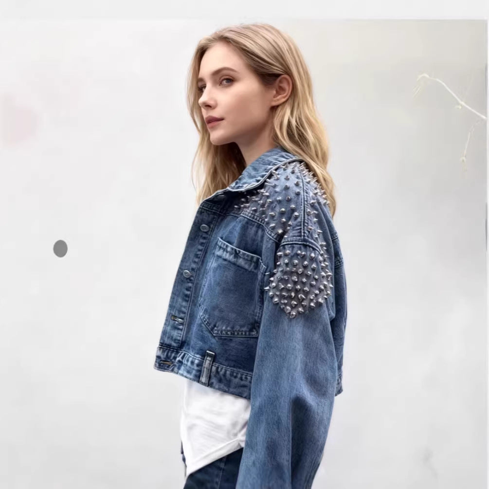 Dame denimjakke med nagler Skjora