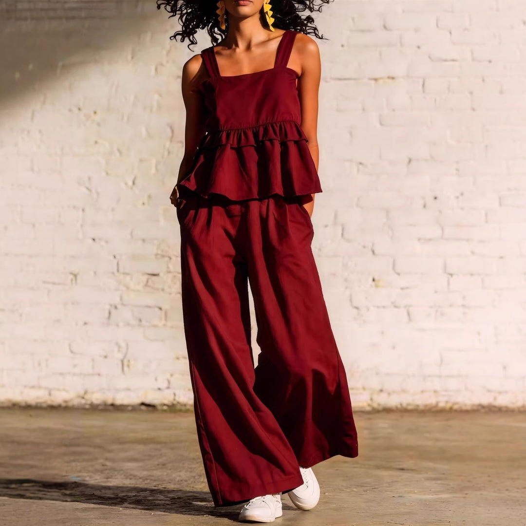 Dame Fashionable Two-Piece with Ruffle Details and Casual Cut Skjora