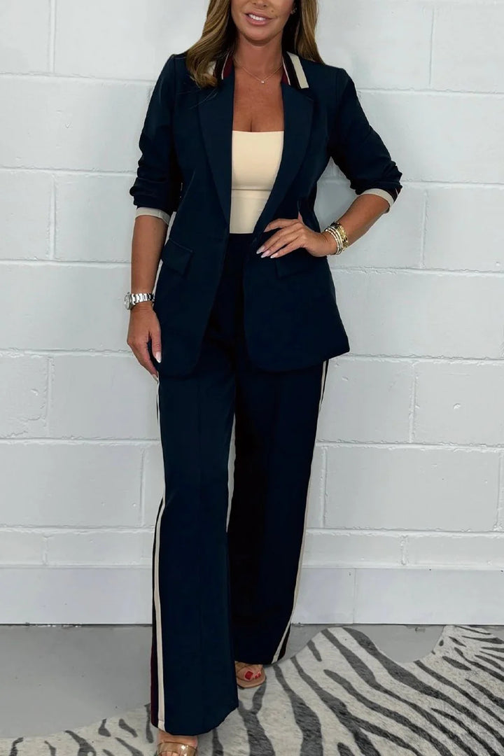 Kvinnens elegante og komfortable blazer-bukser kombinasjon Skjora
