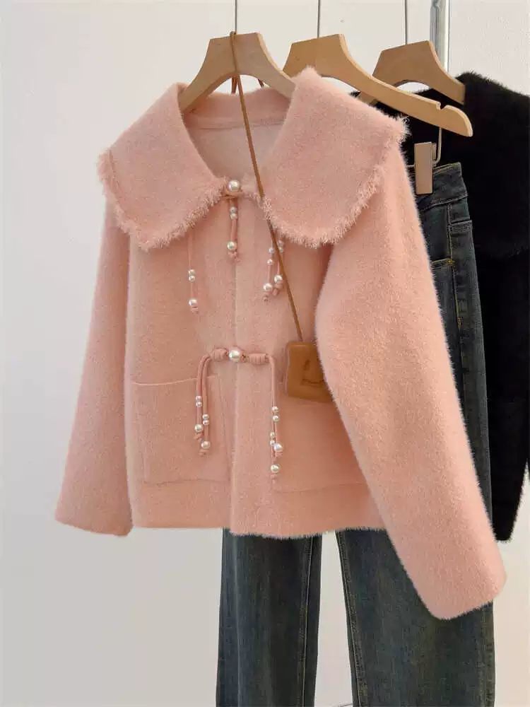 Kvinnens stilige cardigan med perledetaljer Skjora