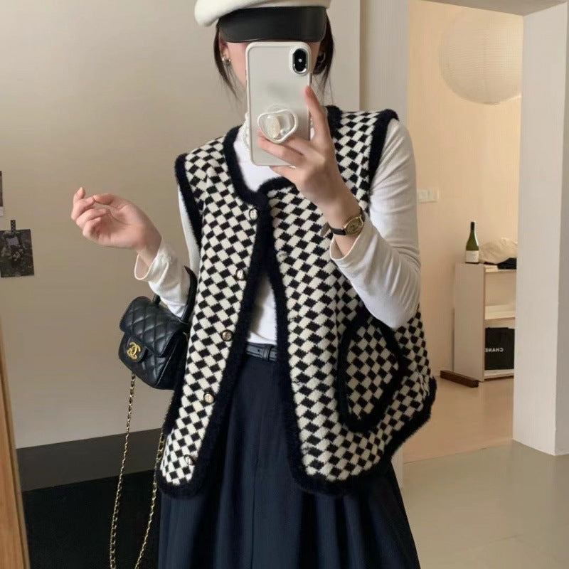 Damer trendy strikket vest med grafisk mønster Skjora