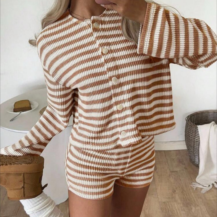 Damer casual topp og shorts sett med stripe mønster Skjora