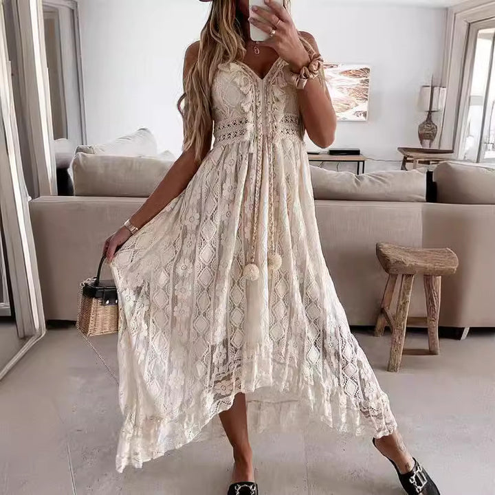 Damen Boho-Maxikleid mit Spitzenakzenten und dekorativen Quasten Skjora