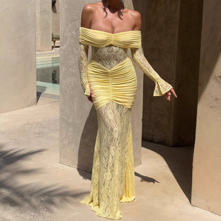 Dame Elegant spiss maxikjole med elegant off-shoulder design og rynker Skjora