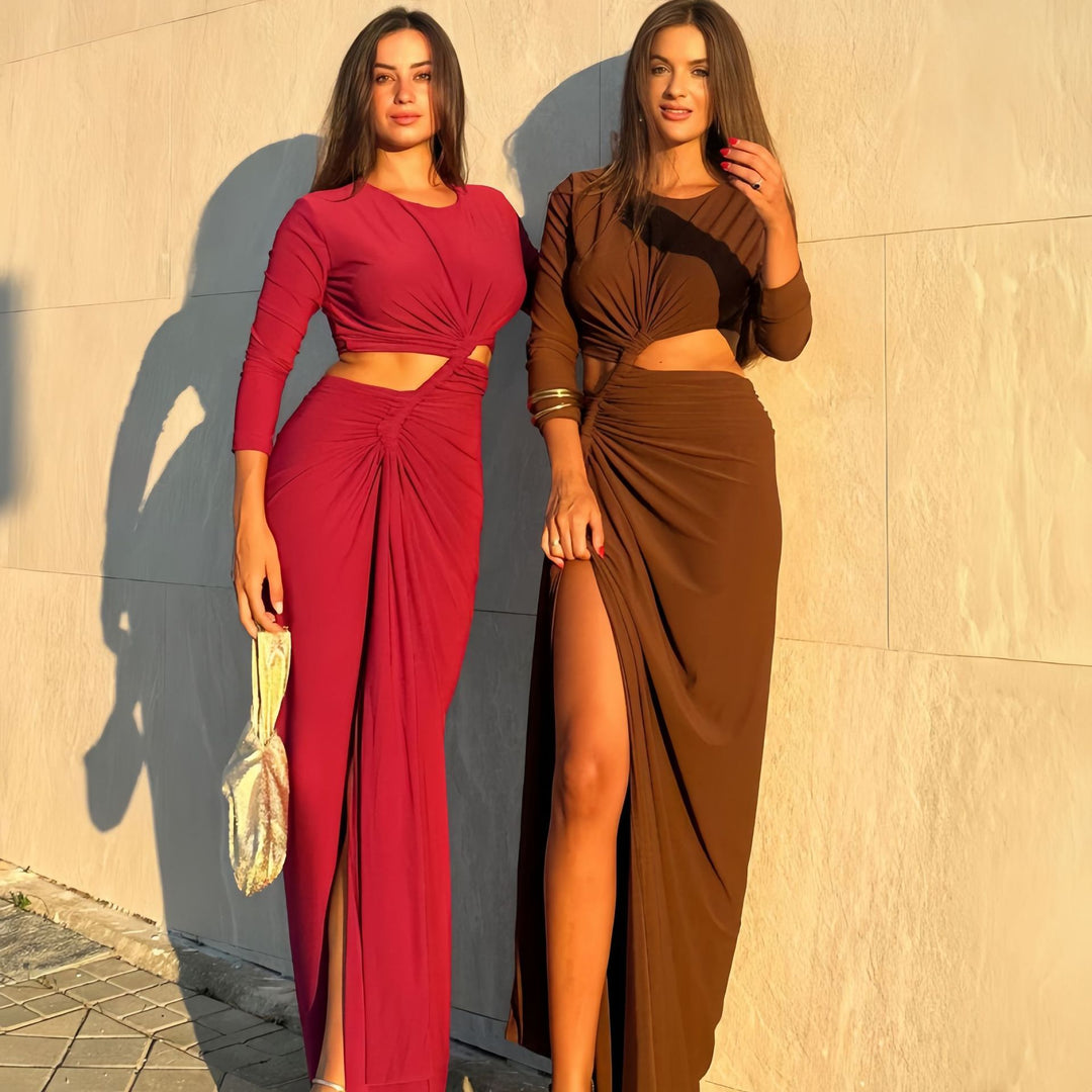 Damer elegant omslagkjole med raffinerte draperinger og cut-out-detaljer Skjora