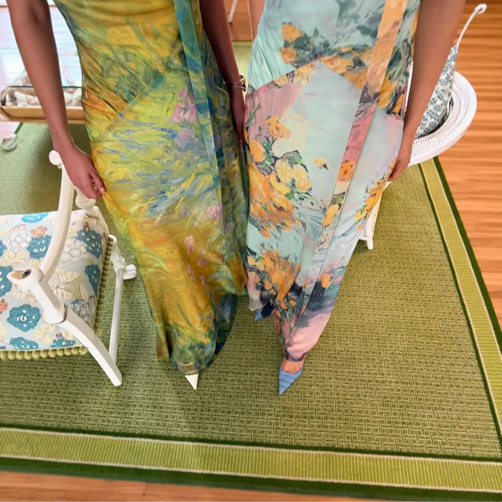 Dame Lang kjole med blomsterdesign og høy hals Skjora
