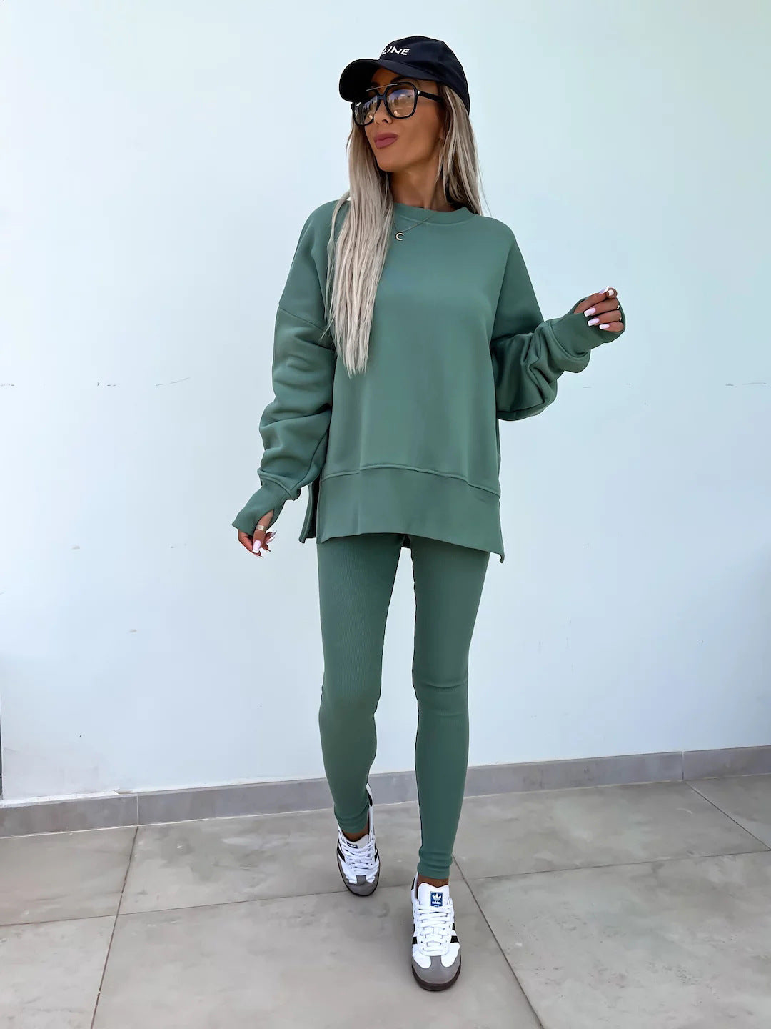 Kvinners casual sports lounge wear sett med løs genser og figurnær leggings Skjora