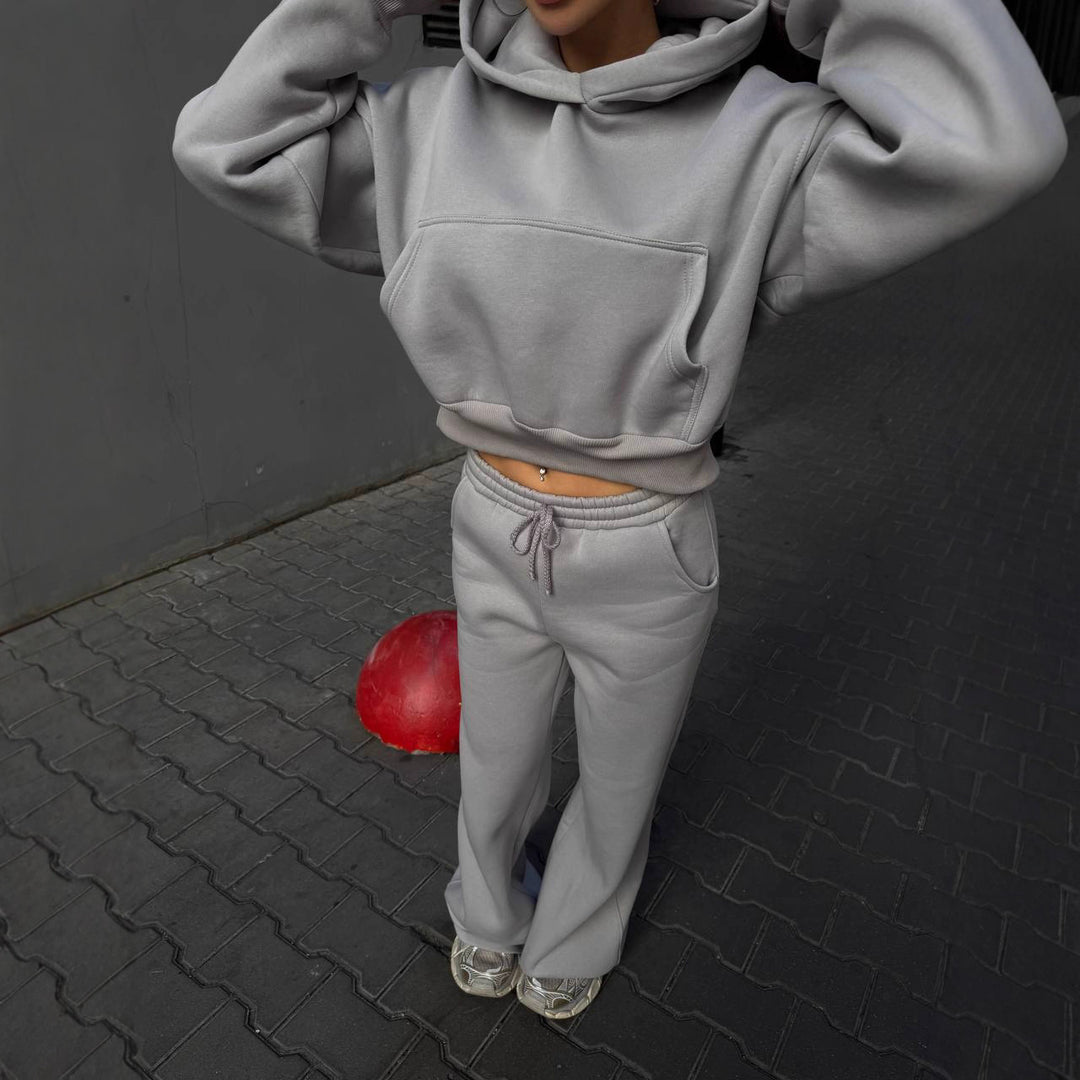 Damer casual cropped hoodie og vid skjæring joggers sett Skjora