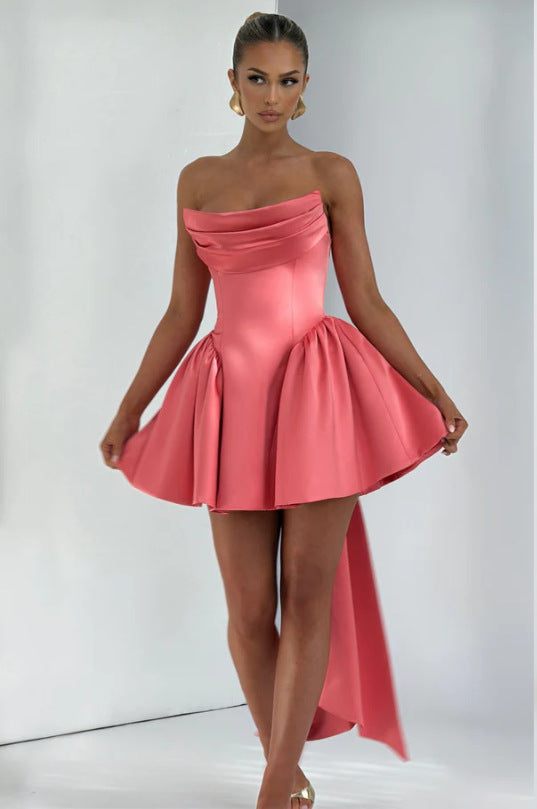 Damen Bandeau Cocktailkleid mit fließendem Rock und schwingendem Saum Skjora