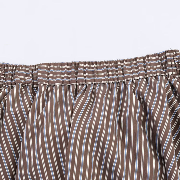 Dame omslag skjørt med moteriktig stripe mønster og praktisk beltedetalj Skjora