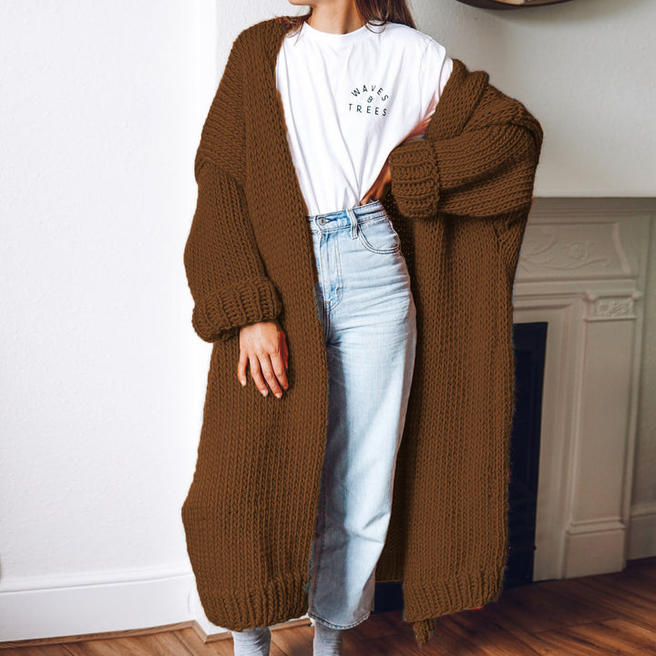 Dame chunky strikket cardigan med komfortabel oversized passform og dype lommer Skjora