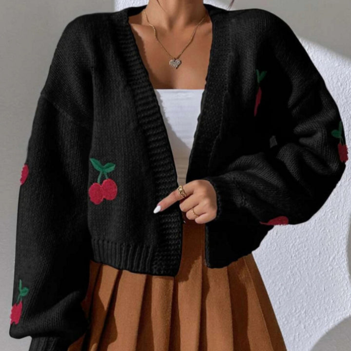 Kvinnens cardigan med blomsterkløver mønster Skjora