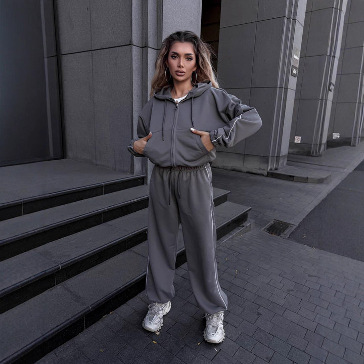 Damer sporty loungewear-set med hette og vide bukser Skjora