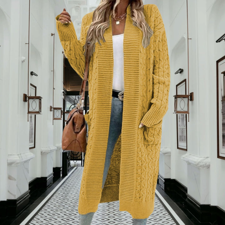 Kvinnes chunky strikket cardigan med åpen design og praktiske lommer Skjora