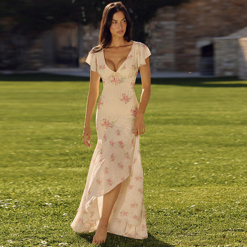 Dame maxikjole med blomsterdesign og raffinert cut-outs Skjora