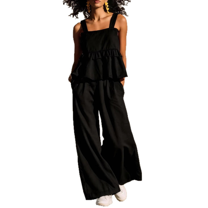 Dame Fashionable Two-Piece with Ruffle Details and Casual Cut Skjora
