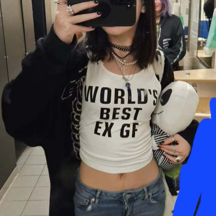 Damer figurnærende Crop-Top med iøynefallende tekst Skjora