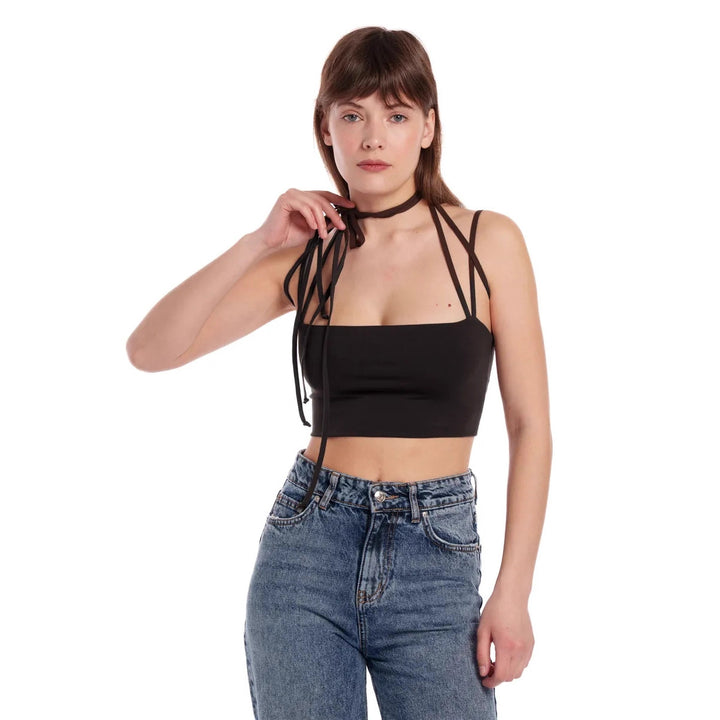 Dame Crop-Top med smale stropper og innovativt snitt Skjora