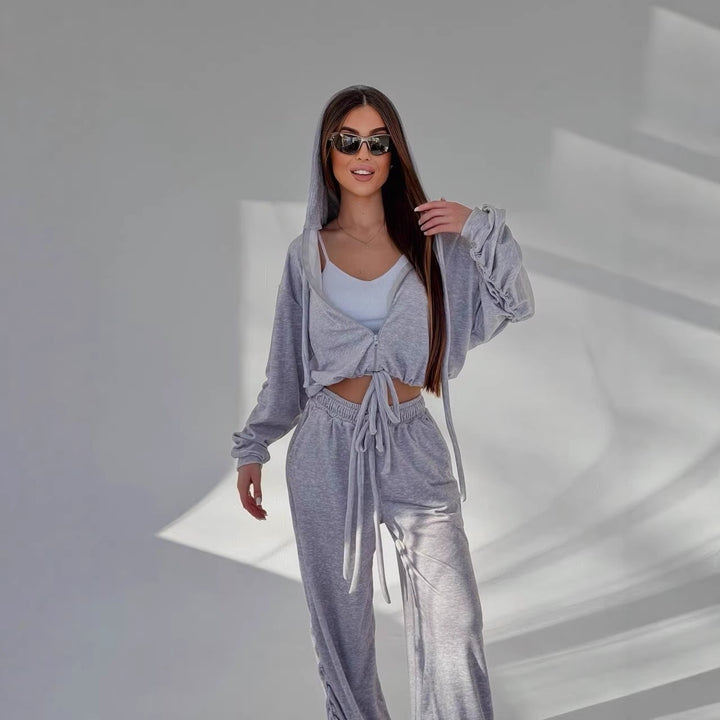Kvinnelig casual hette sett med langermet topp og brede joggers Skjora