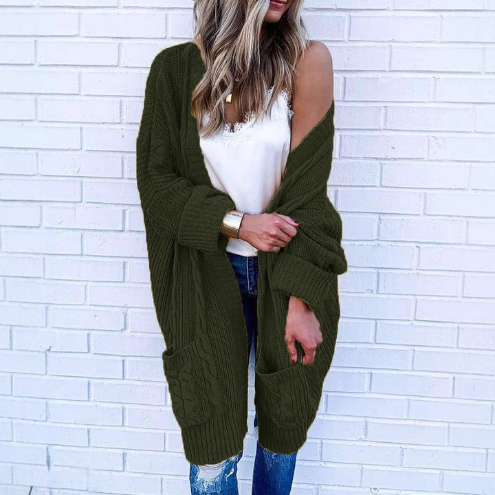 Dames cardigan i kabelstrikkdesign Skjora