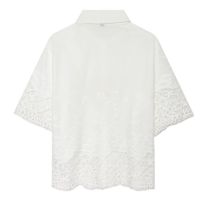 Dame kortermet bluse med filigra spissdekor Skjora