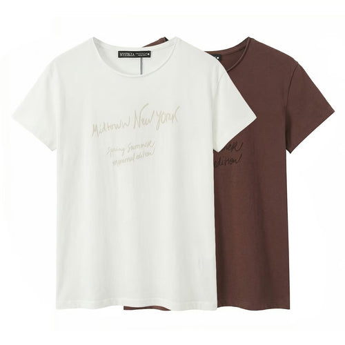 Dame T-skjorte med minimalistisk design og eksklusivt trykk Skjora