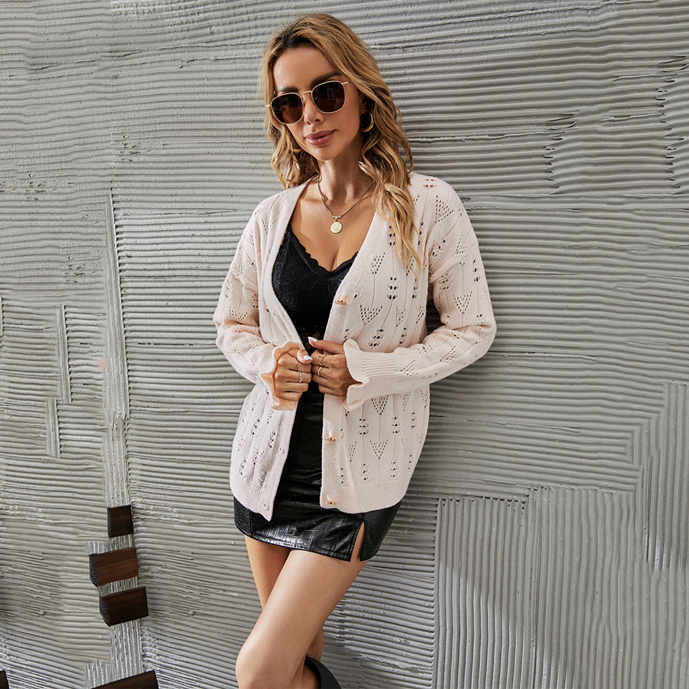 Kvinnens cardigan med blonde design og knapplukking Skjora