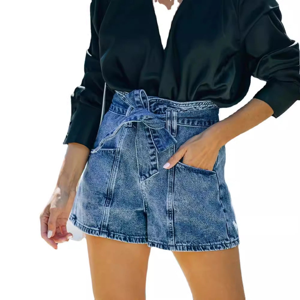 Kvinne denim shorts med høy midje og belte