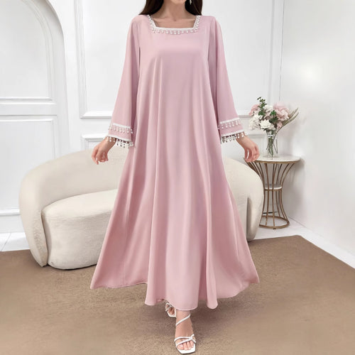 Kvinne Elegant Maxi Kjole med Dekorative Frynser og Brede Ermer Skjora
