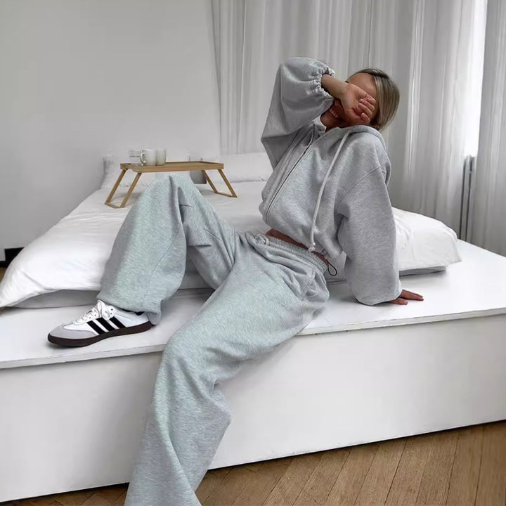 Dame casual hettegenser og vide bukser Skjora