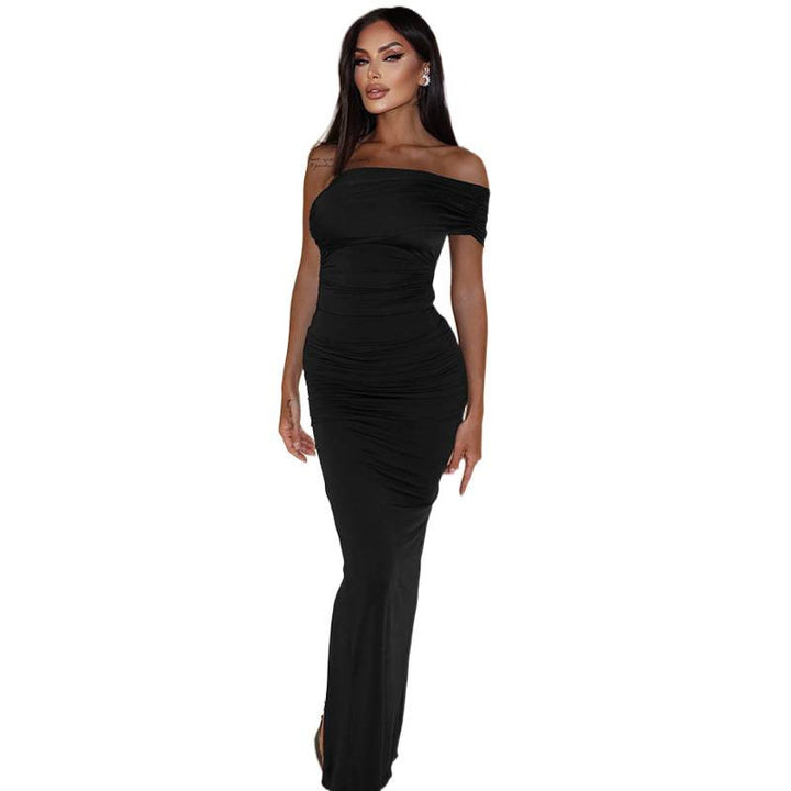 Dame maxikjole med off-shoulder design og tettsittende snitt Skjora