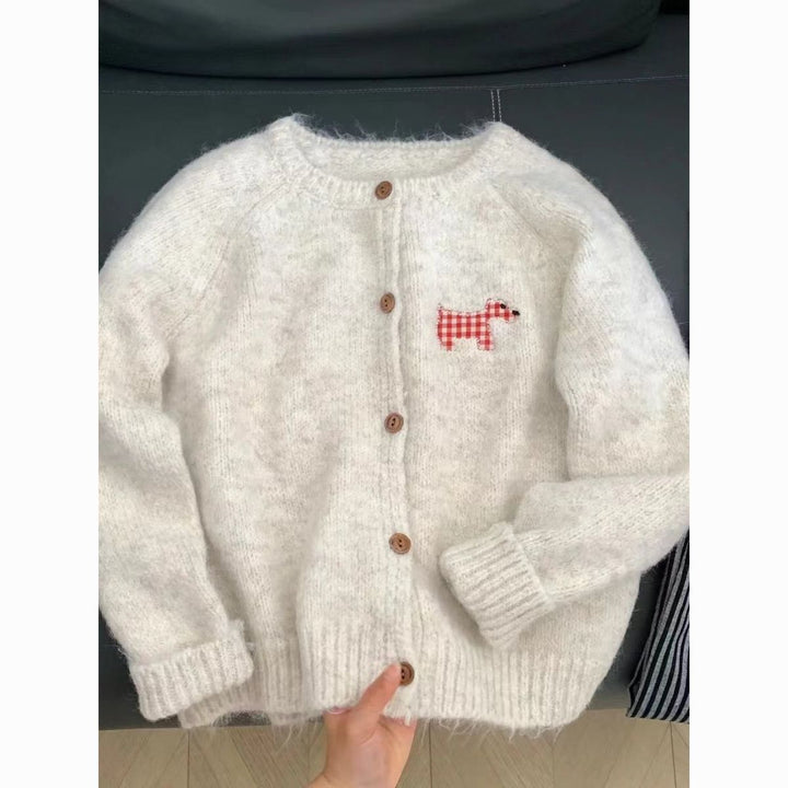 Damer Cozy Knit Cardigan med dekorativt hundemotiv Skjora