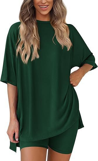Damer Løst Lounge-set med oversized topp og korte bukser Skjora