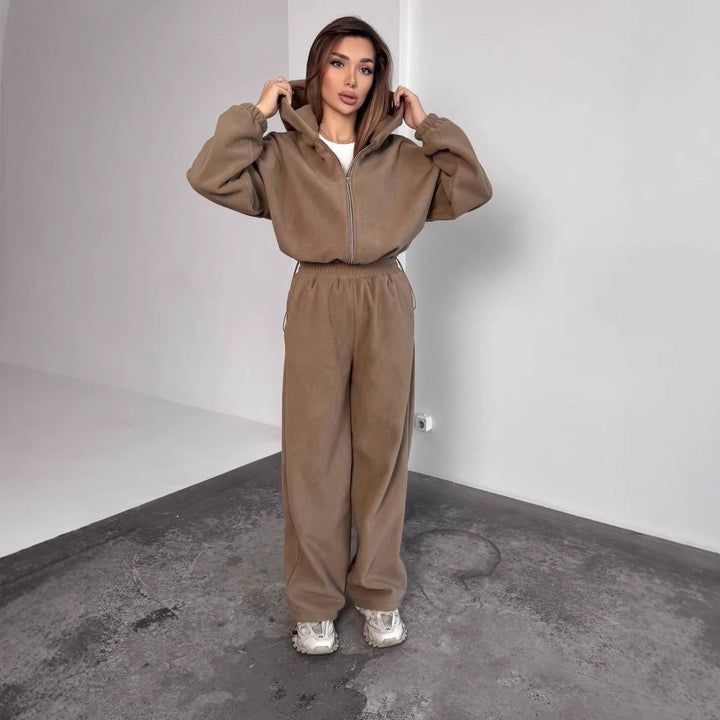 Kvinne Oversized Fleece Treningsdress med Hette og Vid Søm Skjora