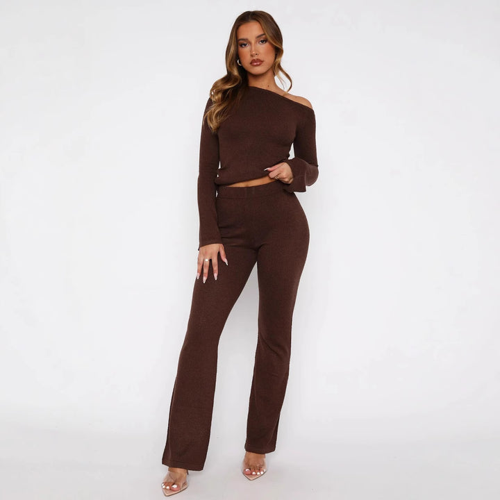 Kvinne Elegant Lounge Set med Asymmetrisk Topp og Bred Ben Skjora