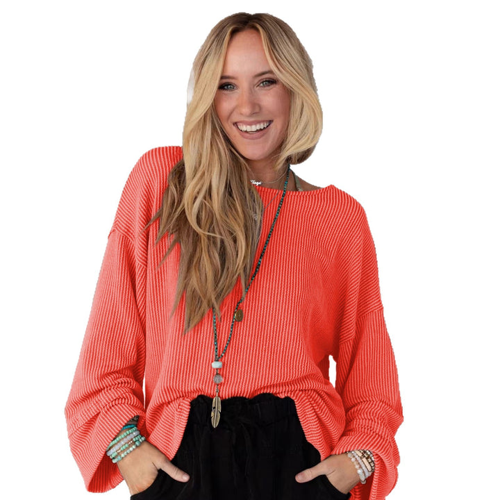 Topp for kvinner i casual stil med strukturert ribbestrikket mønster og brede vide ermer Skjora