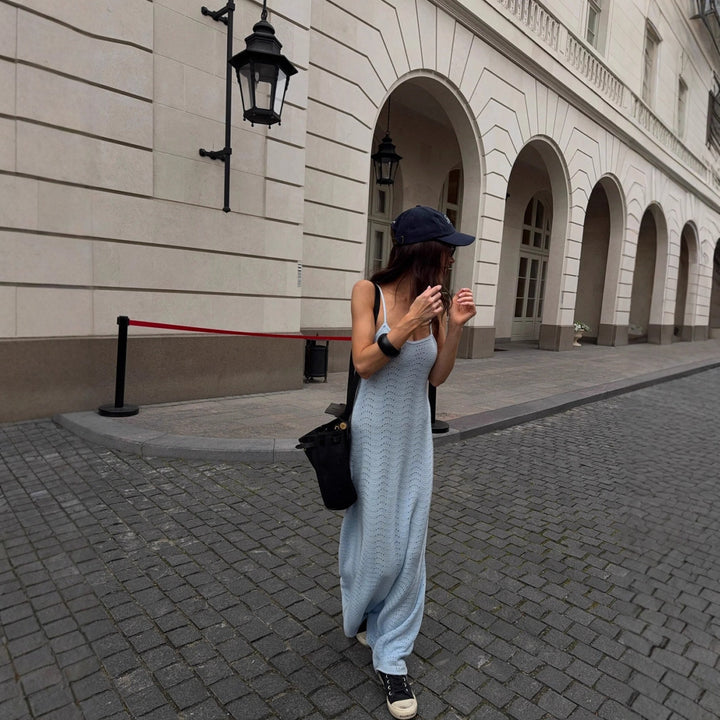 Kvinners heklet maksikjole med delikate stropper og elegant snitt Skjora