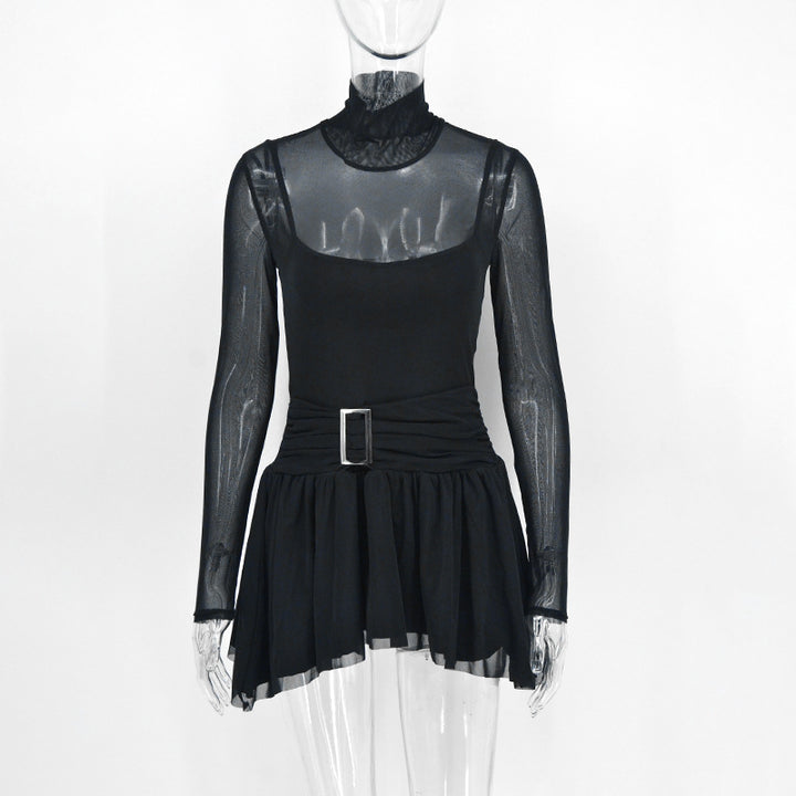 Damer mini-ruffkjole med transparente ermer og figursydde design Skjora