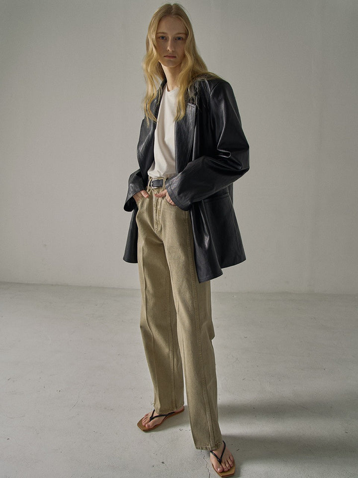 Dame avslappet oversized-blazer laget av høykvalitets kunstlær Skjora