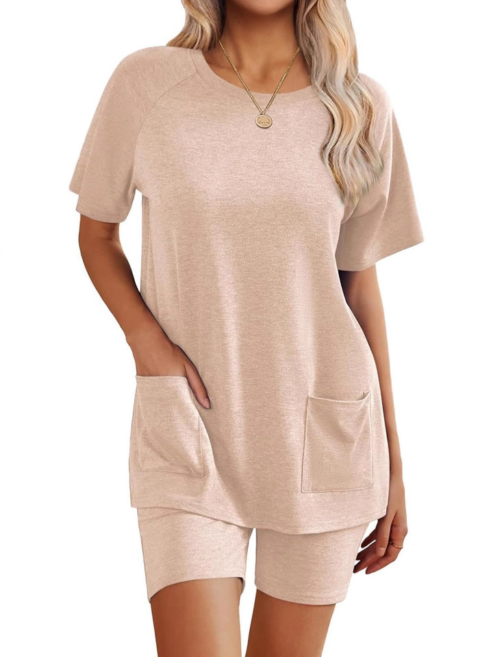 Dame Loungewear-set med behagelig vid passform og praktiske lommer Skjora