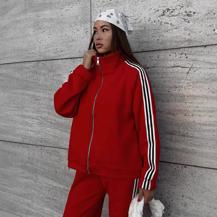 Dame sporty velour joggedress med sidestriper Skjora