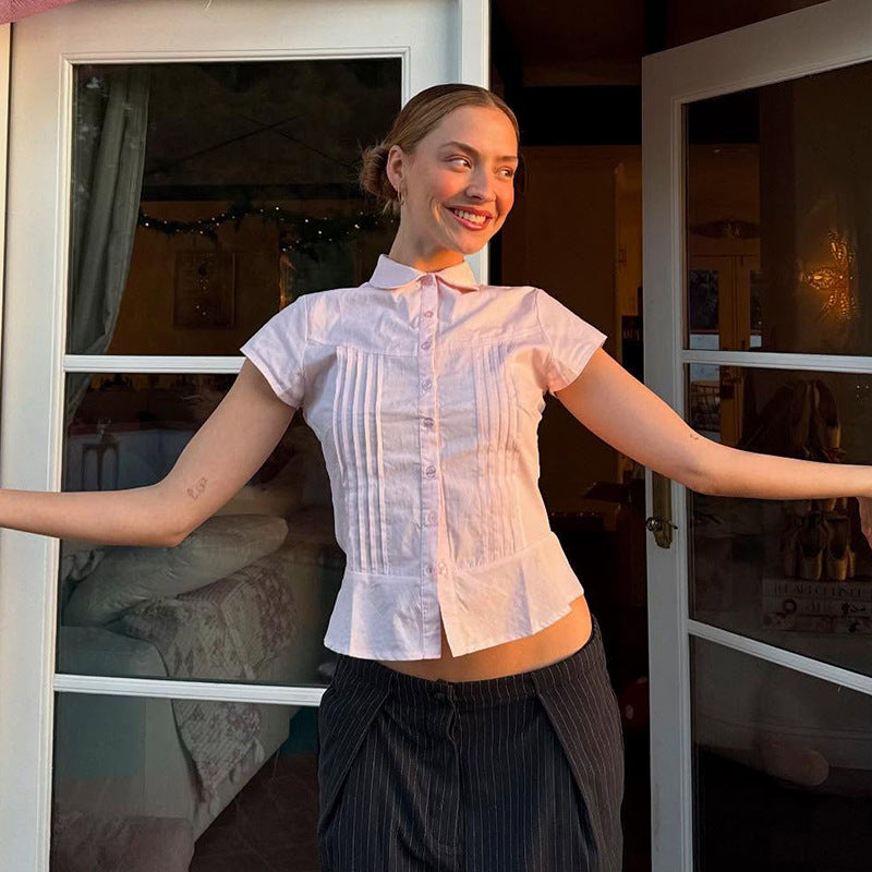 Damen kortermet skjortebluse med innsnevret snitt og elegante rynker Skjora