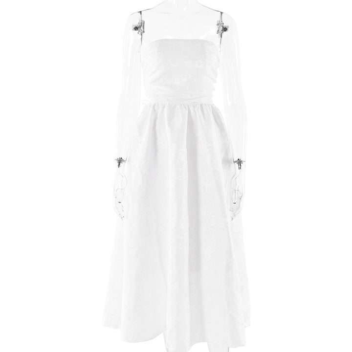 Damen Ballkleid mit schulterfreiem Design und fließendem Rock Skjora
