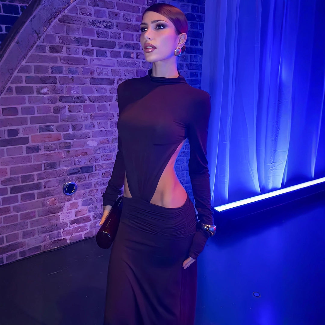 Dame Elegant omslagskjole med lange ermer og rynker Skjora