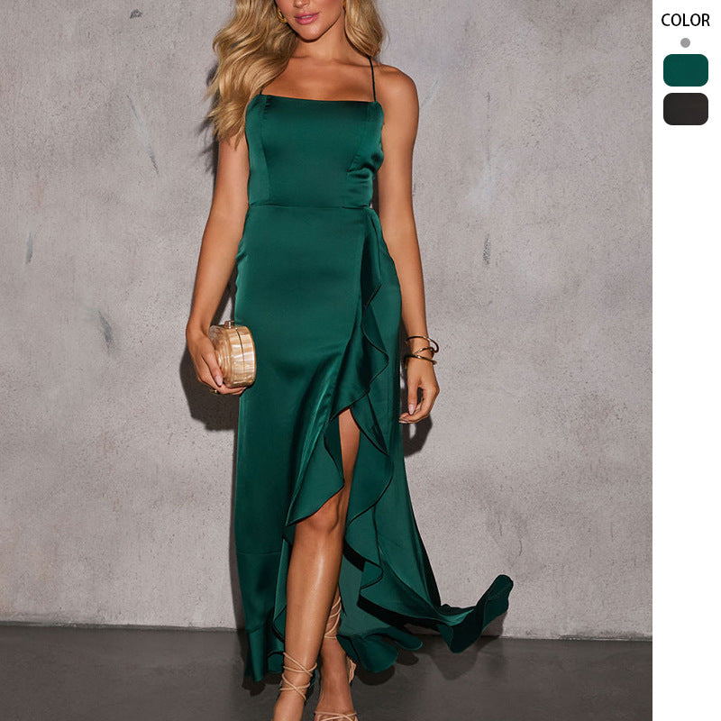 Kvinnelig Elegant Maxi Kjole med Detaljert Volangdesign og Slim Fit