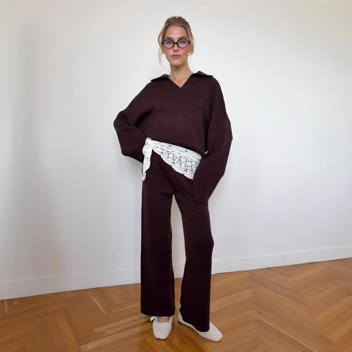 Damer casual strikket ensemble med løs passform og elegant V-hals Skjora