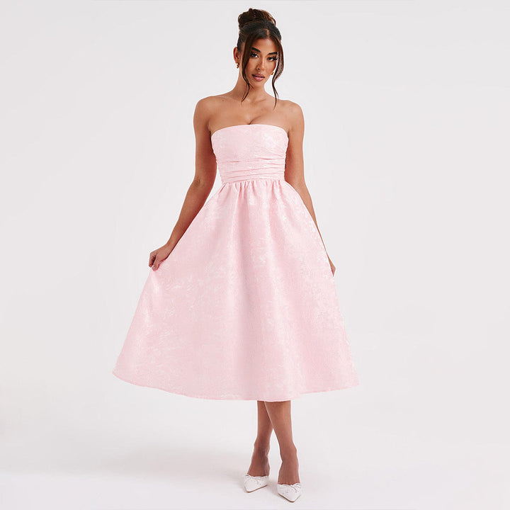 Damen Ballkleid mit schulterfreiem Design und fließendem Rock Skjora