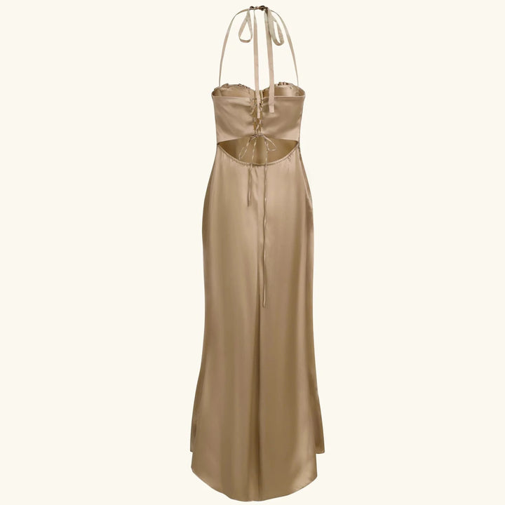Damen Abendkleid mit tailliertem Oberteil und raffinierten Falten Skjora
