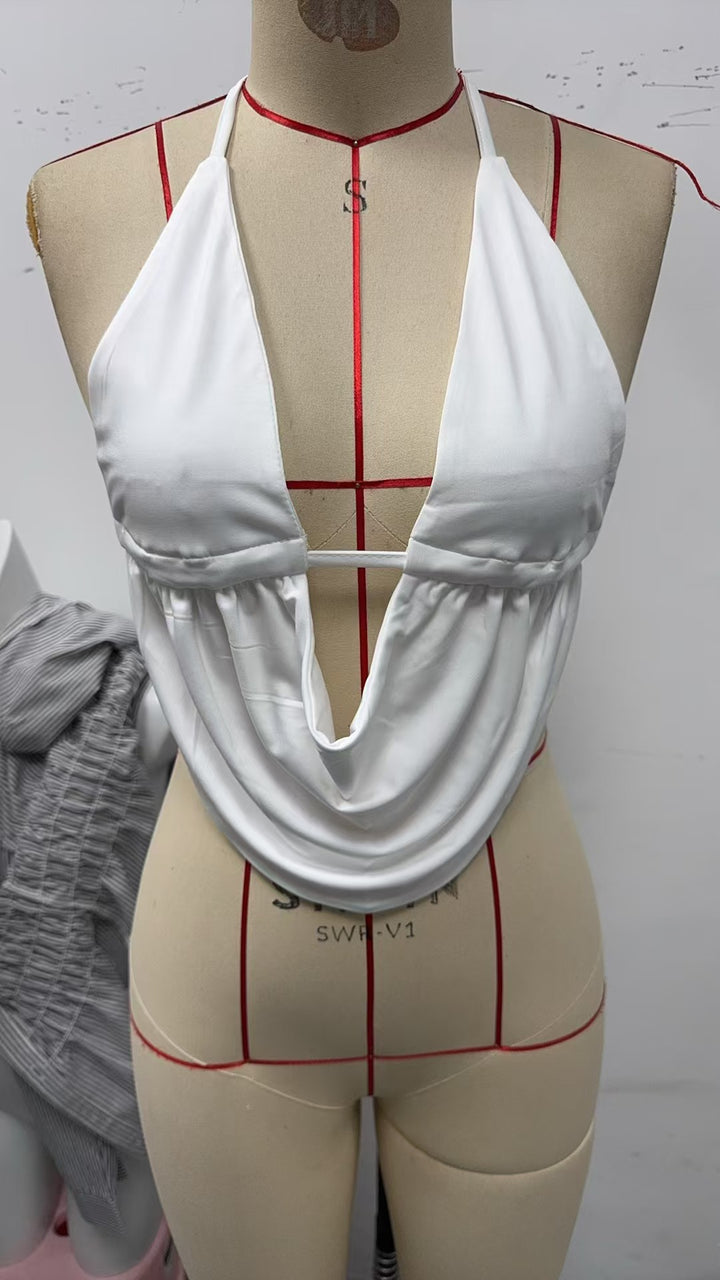 Dame casual halter-top med dyp V-hals og asymmetrisk drapering Skjora